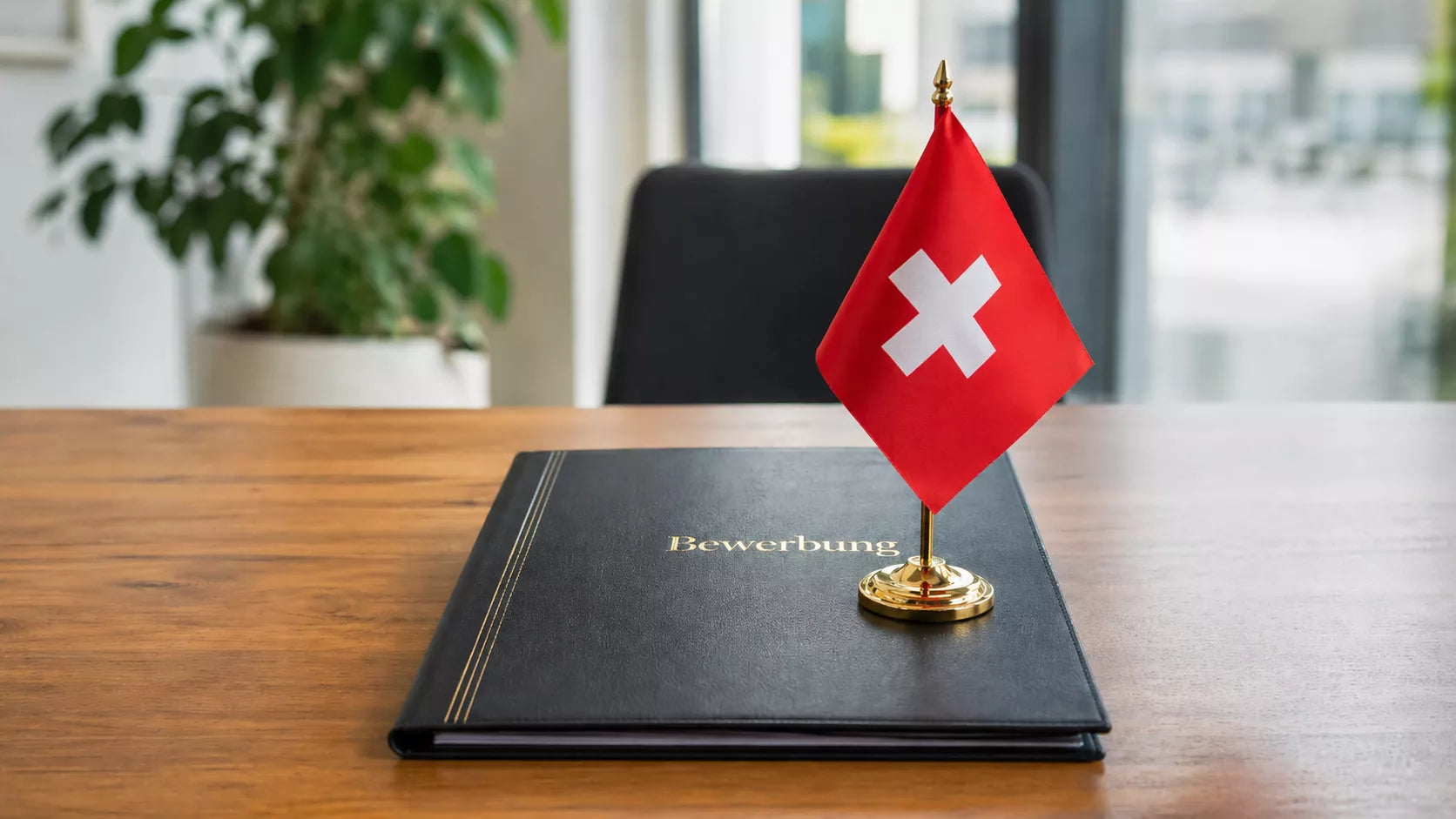 Bewerbung Schweiz: So bewerben Sie sich erfolgreich bei Schweizer Arbeitgebern